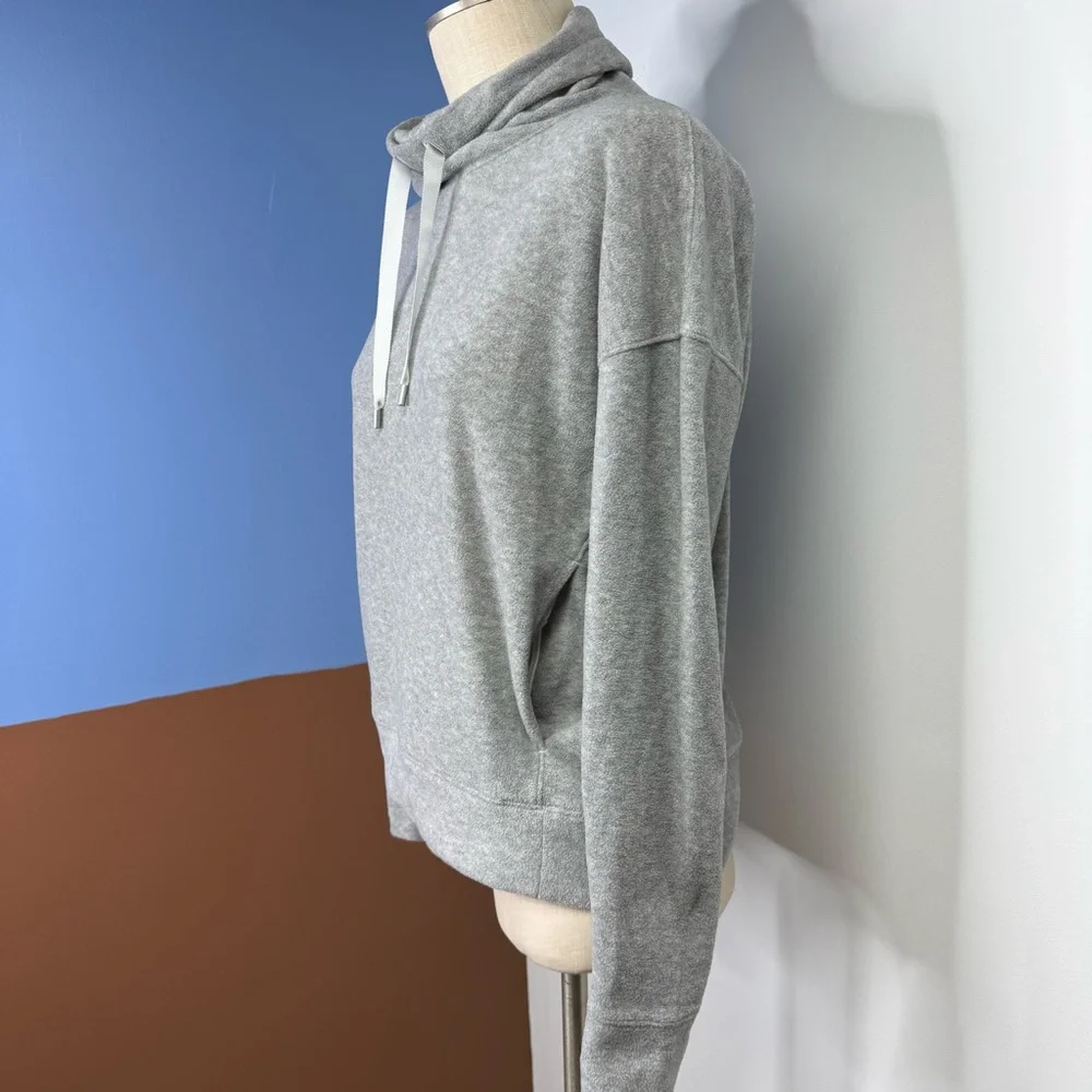 Lululemon Go Forward Pullover Heathered Core Light Grey‎ Fleece Funnel Neck 6